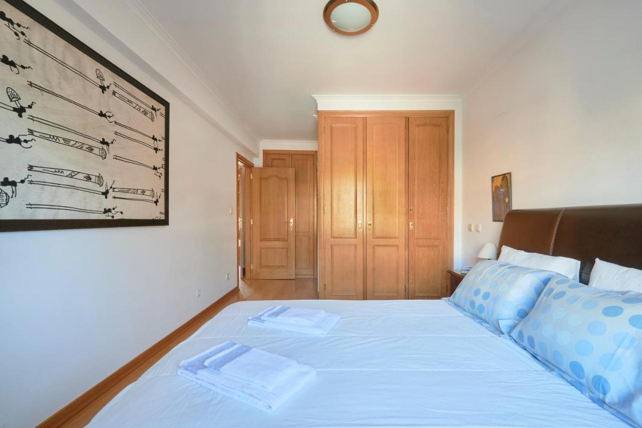 Apartamento Junto Nova&Praia Carcavelos II エクステリア 写真