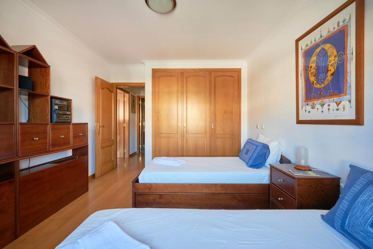 Apartamento Junto Nova&Praia Carcavelos II エクステリア 写真