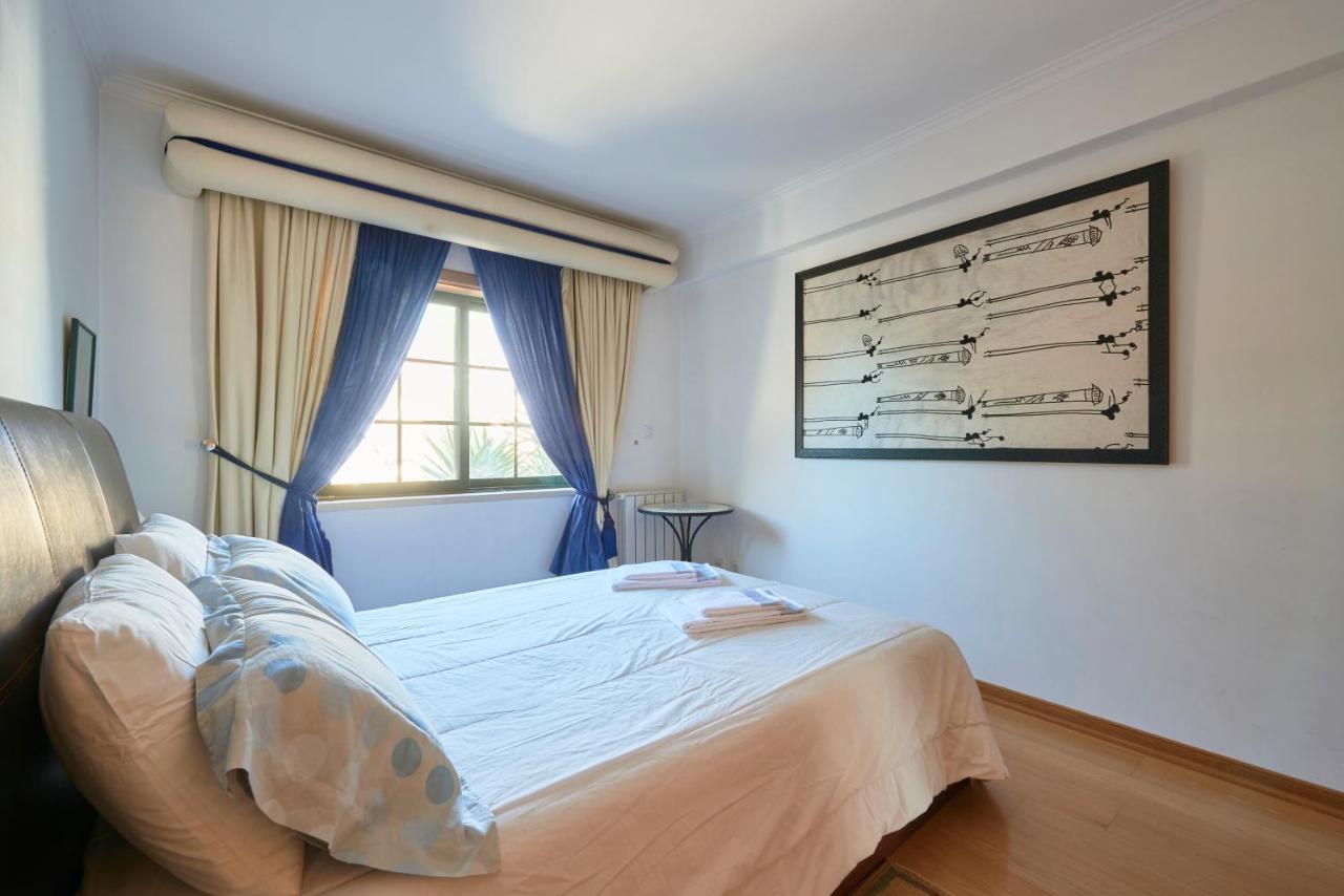 Apartamento Junto Nova&Praia Carcavelos II エクステリア 写真
