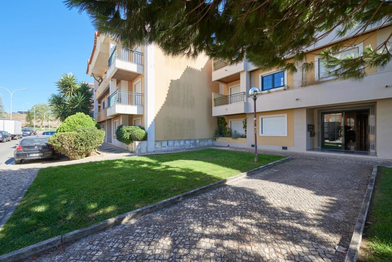 Apartamento Junto Nova&Praia Carcavelos II エクステリア 写真