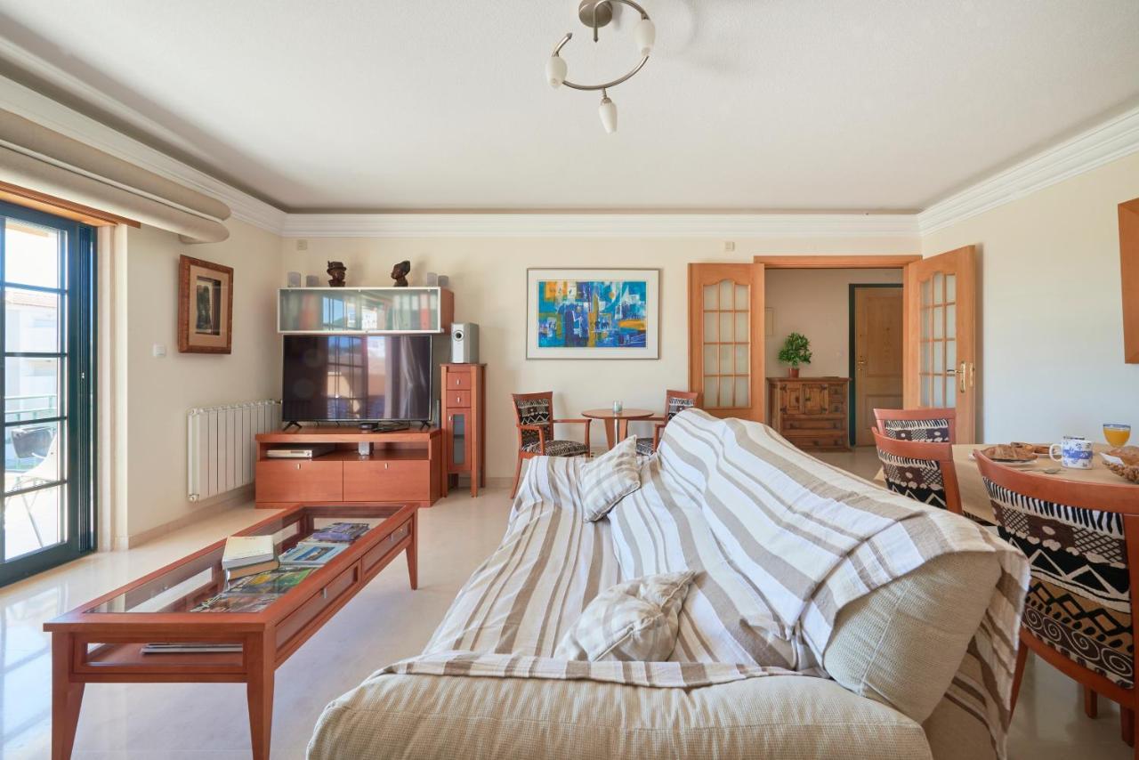 Apartamento Junto Nova&Praia Carcavelos II エクステリア 写真
