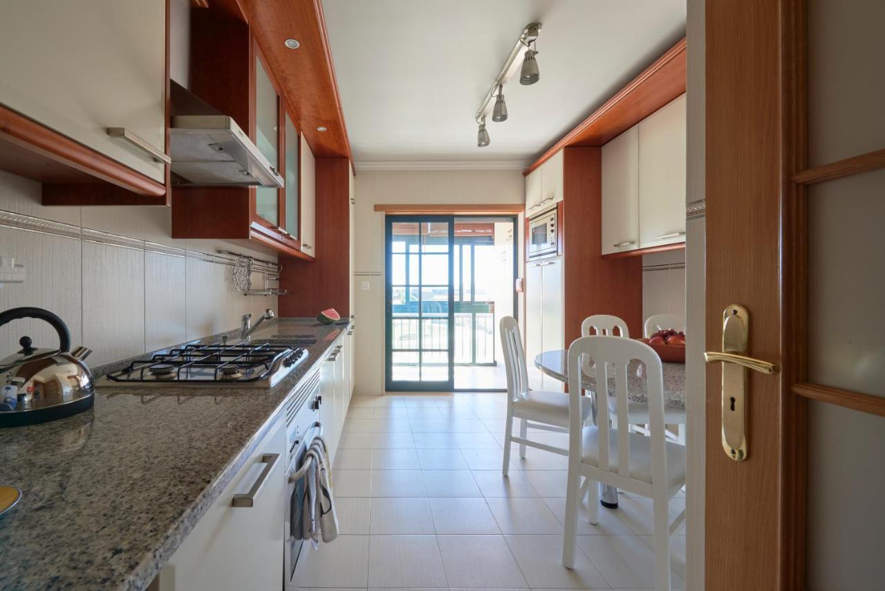 Apartamento Junto Nova&Praia Carcavelos II エクステリア 写真