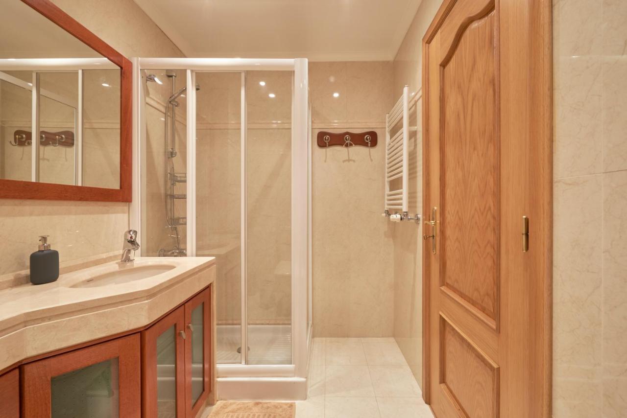 Apartamento Junto Nova&Praia Carcavelos II エクステリア 写真